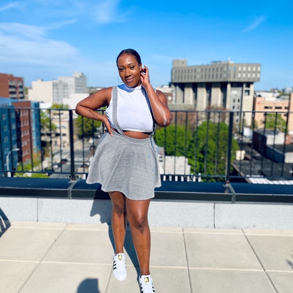 Meet your Posher, Michelle - Picture 3 of 3